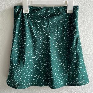 Princess polly white speckled evergreen mini skirt size 2
